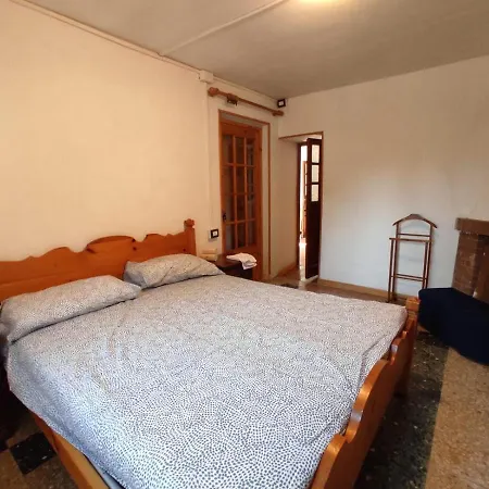 Con Giardino Privato. Apartament