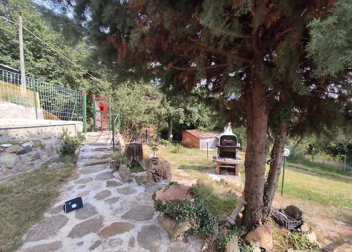 Con Giardino Privato. Rubiana